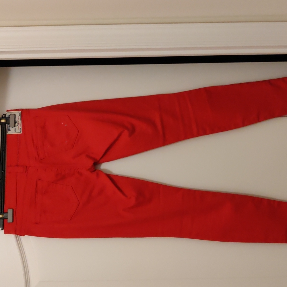 True Religion, red leggings.Size 28. Runestone on the back packets. - Picture 2 of 4